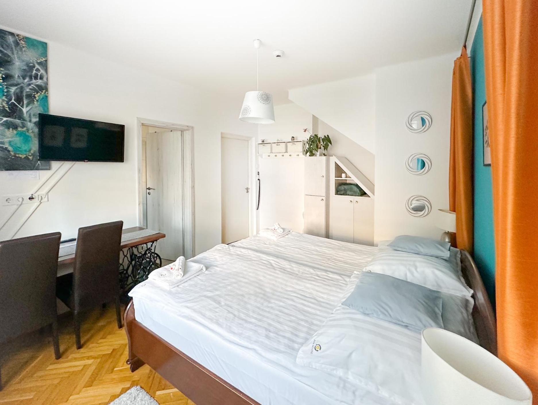Zen House Bed and Breakfast Hajdúszoboszló Buitenkant foto