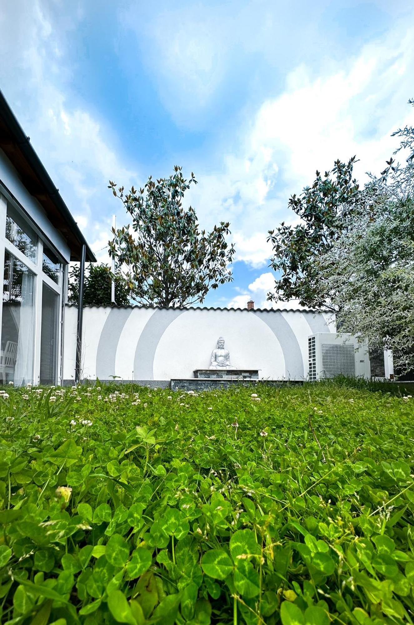 Zen House Bed and Breakfast Hajdúszoboszló Buitenkant foto